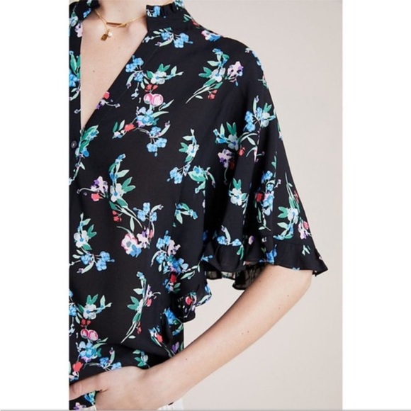 Anthropologie | Maeve Aveiro Flutter-Sleeved Button-down. Black with flowers. - Picture 3 of 13
